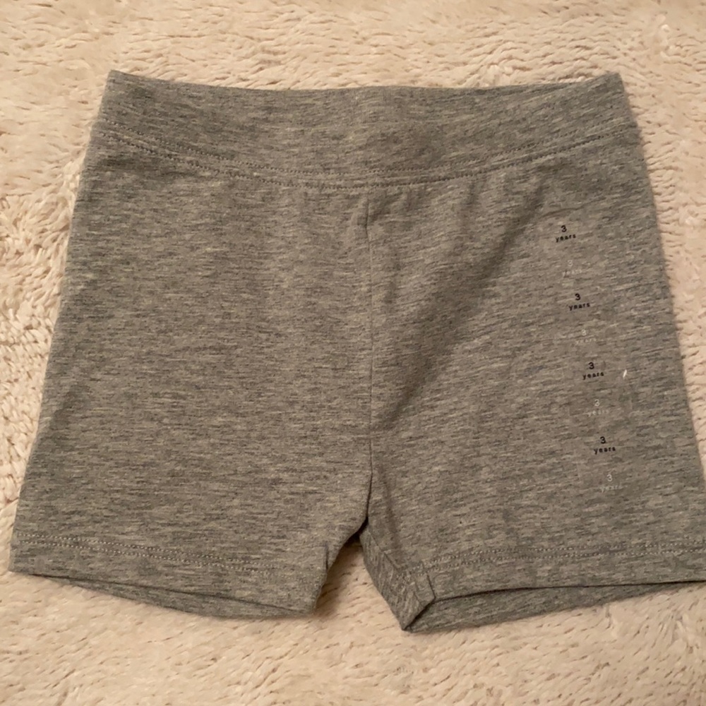 GAP grey tumble shorts